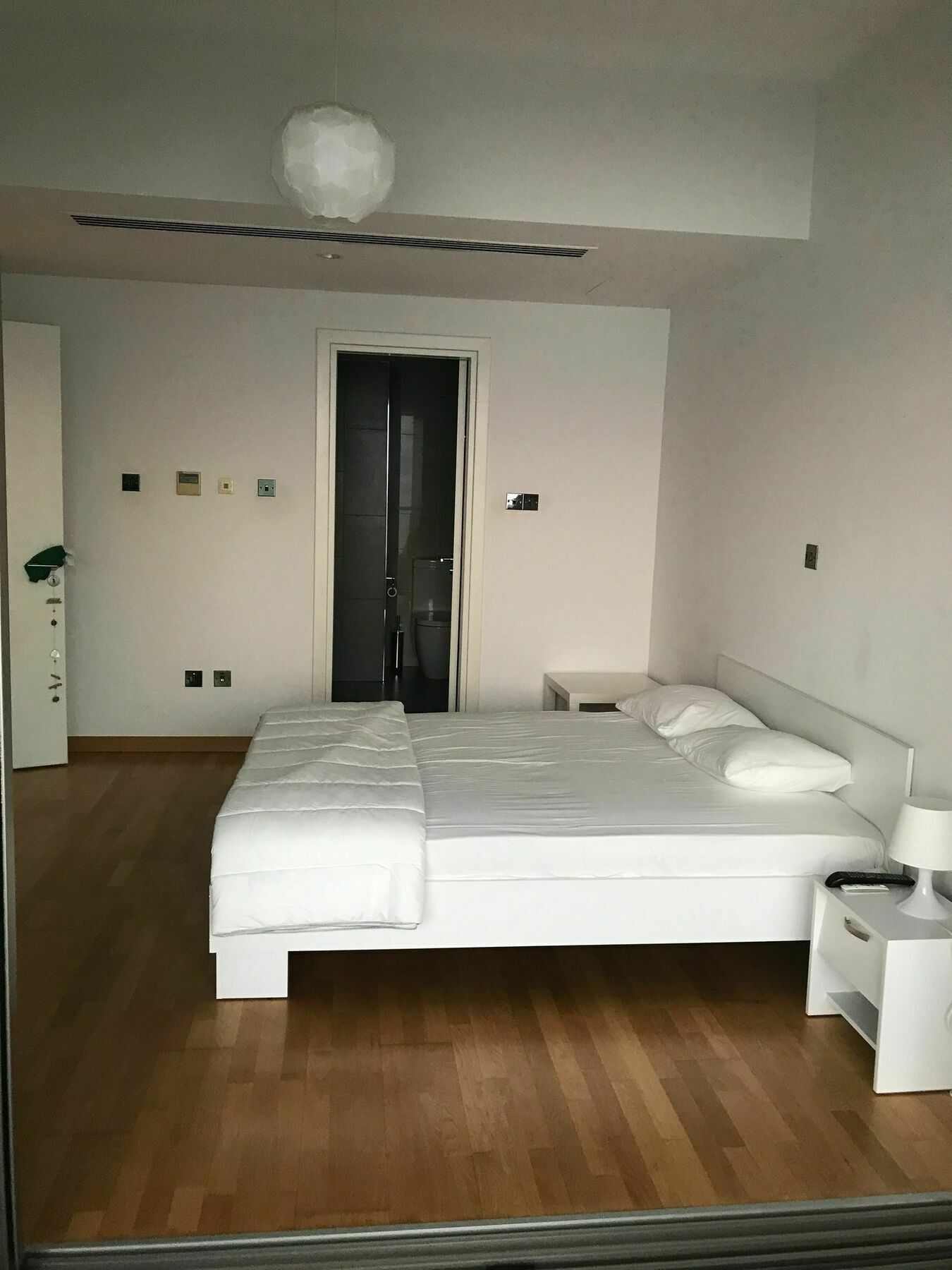Finikoudes Luxury Apartments Larnaca Ngoại thất bức ảnh