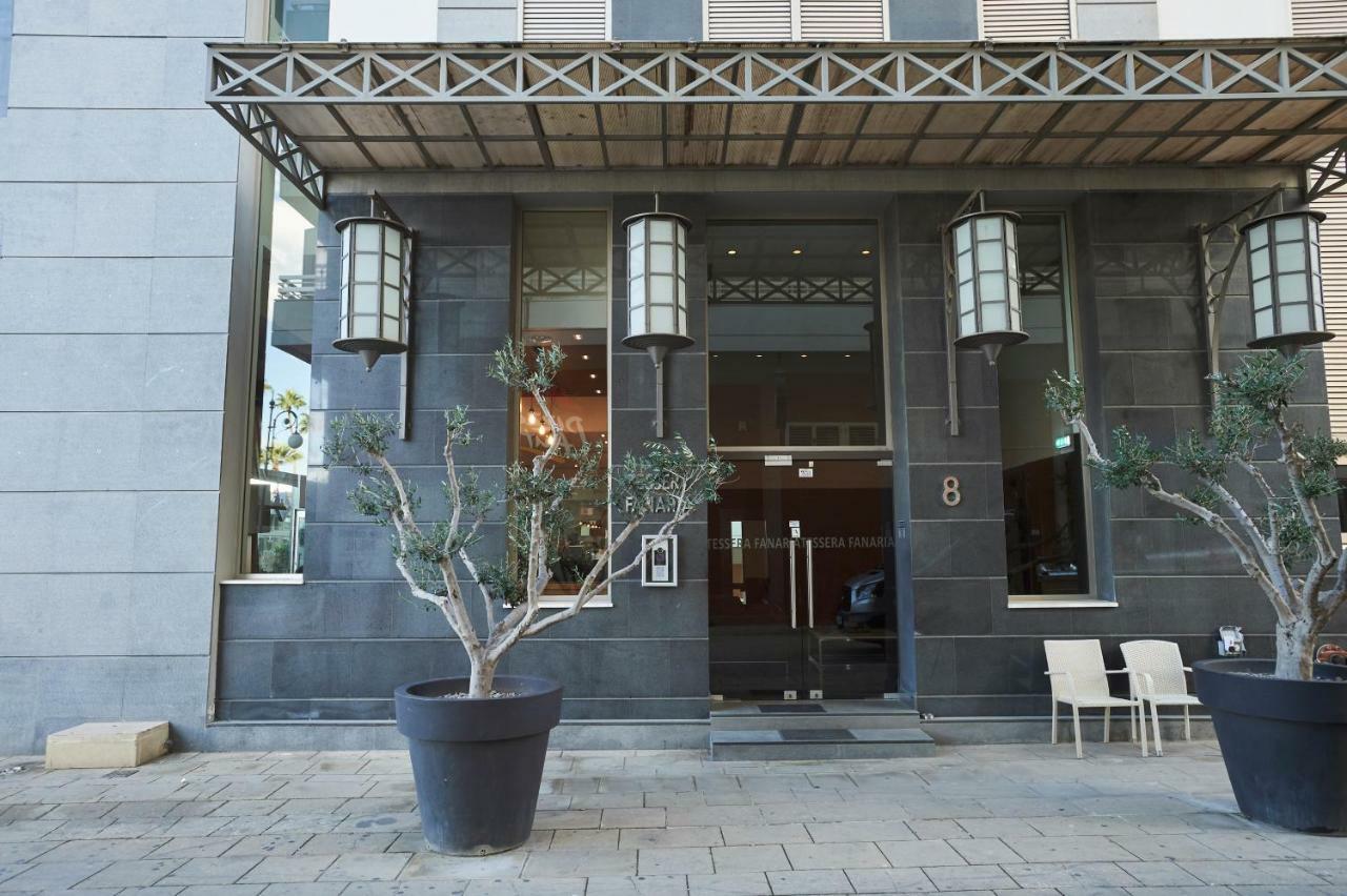 Finikoudes Luxury Apartments Larnaca Ngoại thất bức ảnh